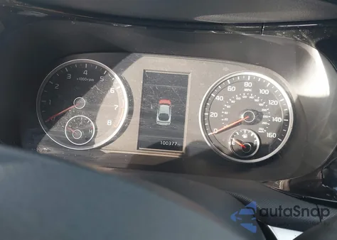 2021 Kia K5 Gt-Line z USA, uszkodzony, nr VIN 5XXG64J20MG069036